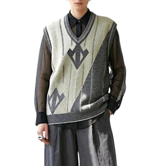 Vintage 80s oversized boxy wooly abstract argyle v neck pull over grandpa vest - Picture 3 of 12